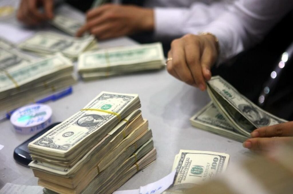 Đổi ngoại tệ tại ngân hàng